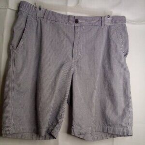 Izod Shorts Men 38 Casual Pin Stripe Gray White